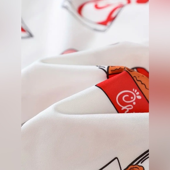 Women’s Two Piece Graphic PJ Set ~ NEW NEVER WORN ~ Size XXL | Polyester - Picture 9 of 14